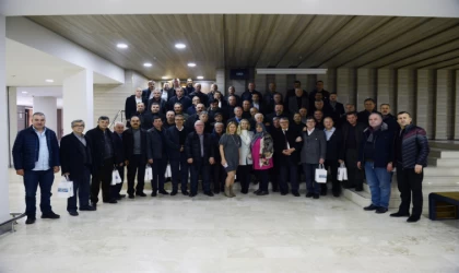 Başkan Uzunlar mahalle muhtarları ile buluştu