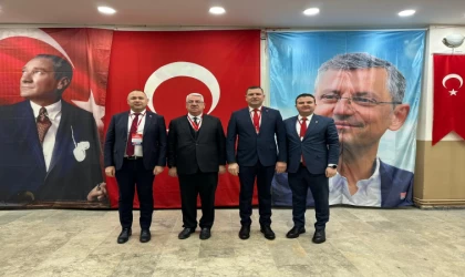 Başkan Yüksel bir kez daha aday oldu