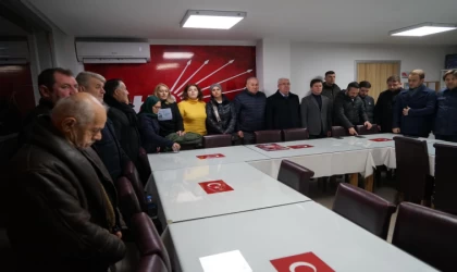 Başkan Yüksel depremde yitirdiklerimizi unutmadı